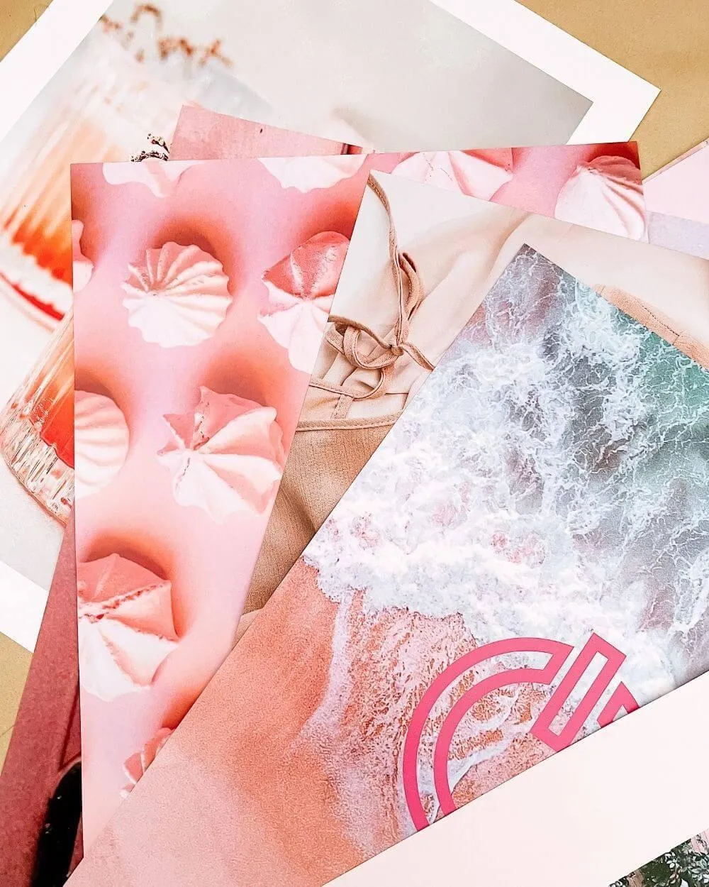 Set de 50 fotos - PINK ISLAND - Image 7