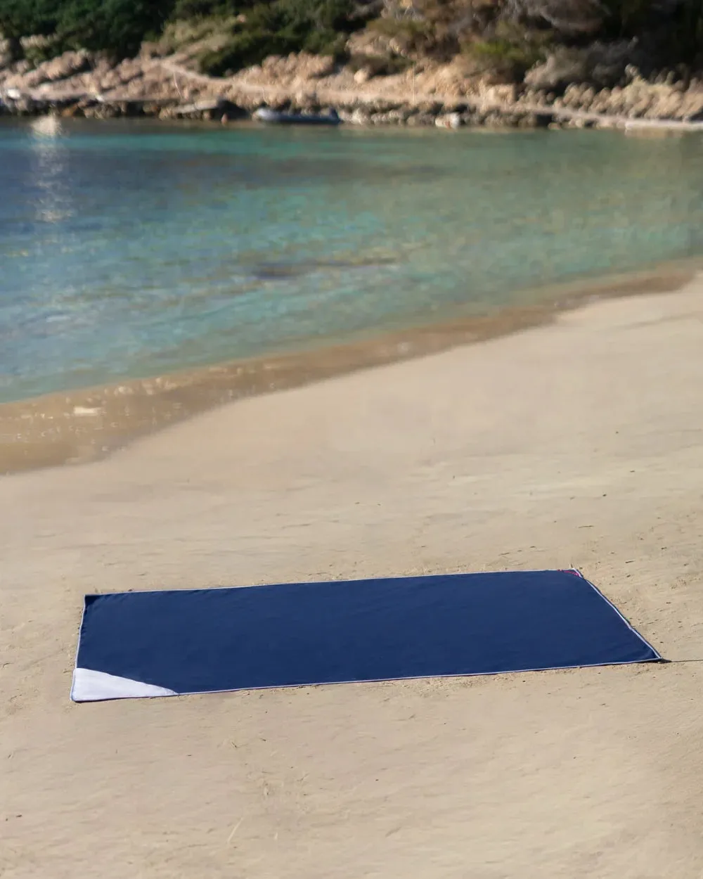 Toalla de playa de microfibra compacta – ISLA - Image 6